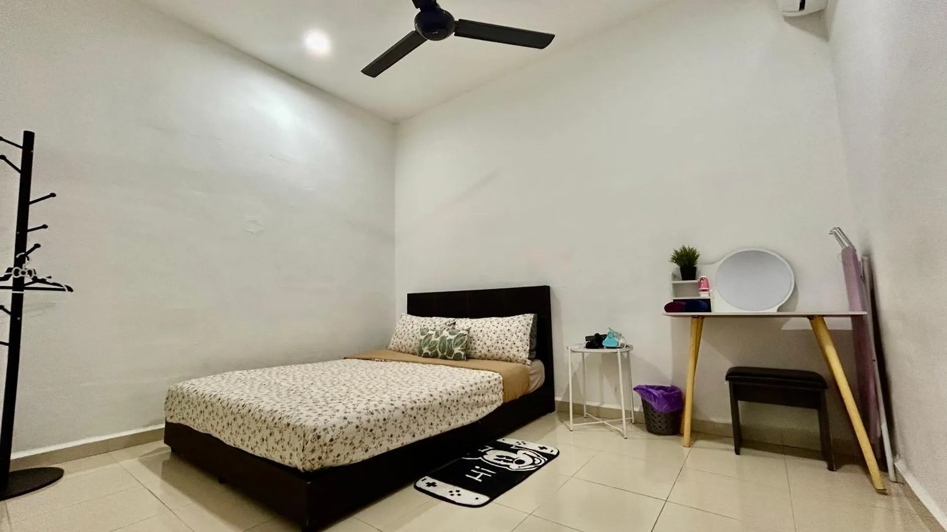 Villa Cozy288#4Pax#Wifi#Nearaeonalma,Mcd#2Kmtoiconicpoint Bukit Mertajam 0*,  Malasia